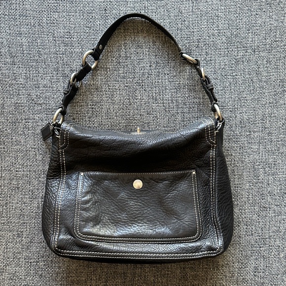 COACH CHELSEA BLACK PEBBLED LEATHER HOBO SHOULDER BAG - Picture 1 of 8